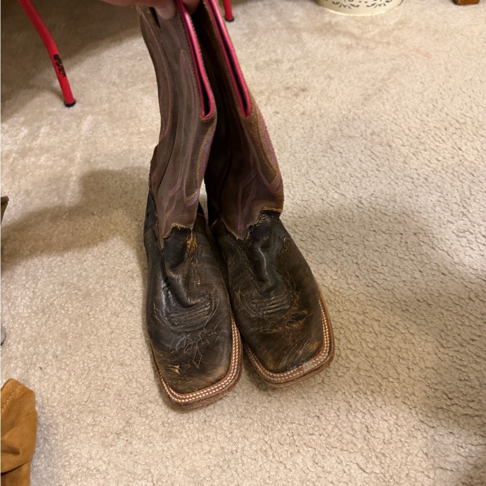 Brown Square Toe Cowboy Women’s Cowboy Boots with Pink Trim - Picture 2 of 6